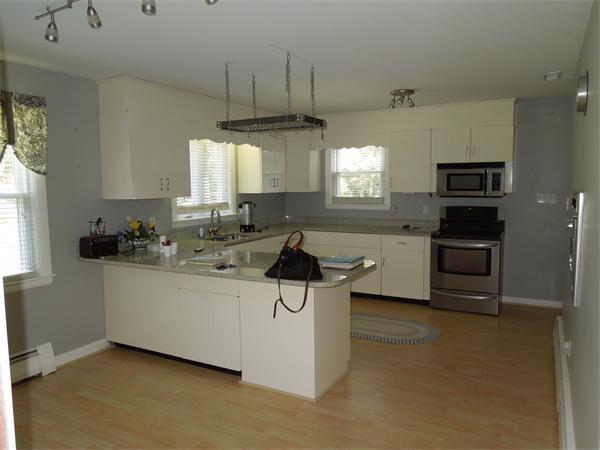 17 Gould Road Andover, MA 01810 - Photo 4 of 17