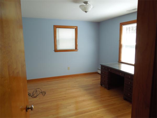 17 Gould Road Andover, MA 01810 - Photo 5 of 17