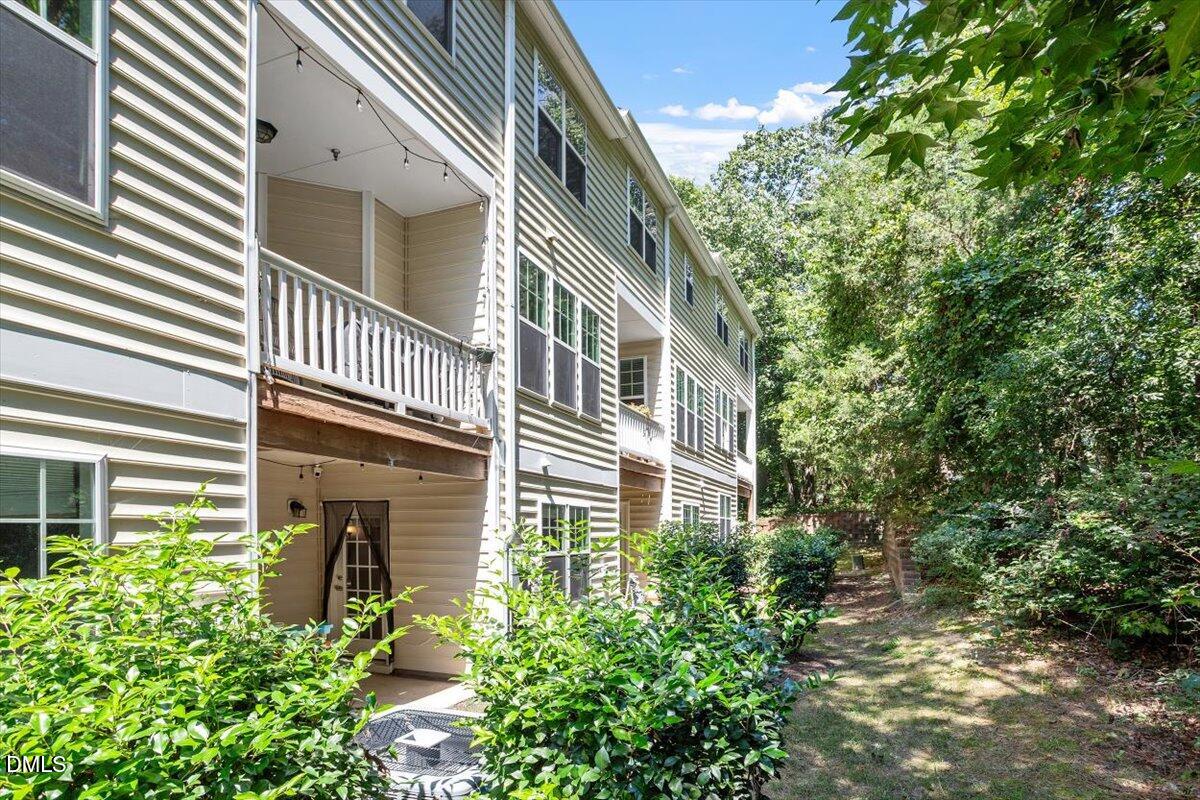 6224 Braidwood Court Raleigh, NC 27612 - Photo 22 of 39 front view of a house
