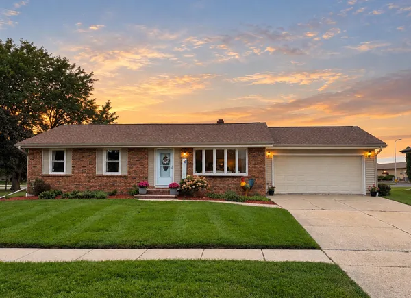 $314,999 | 512 Westview Avenue, Clinton, WI 53525