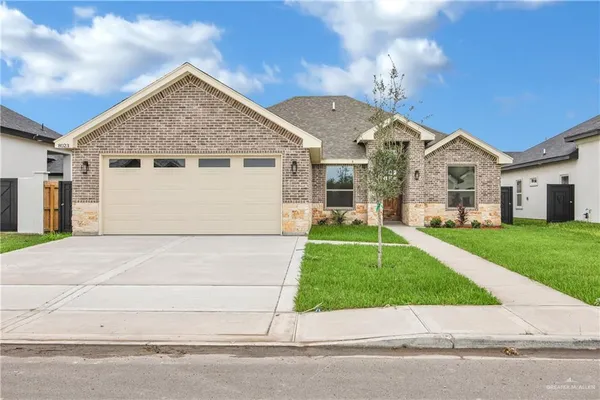 $2,500 | 8023 North 48th Lane, McAllen, TX 78504