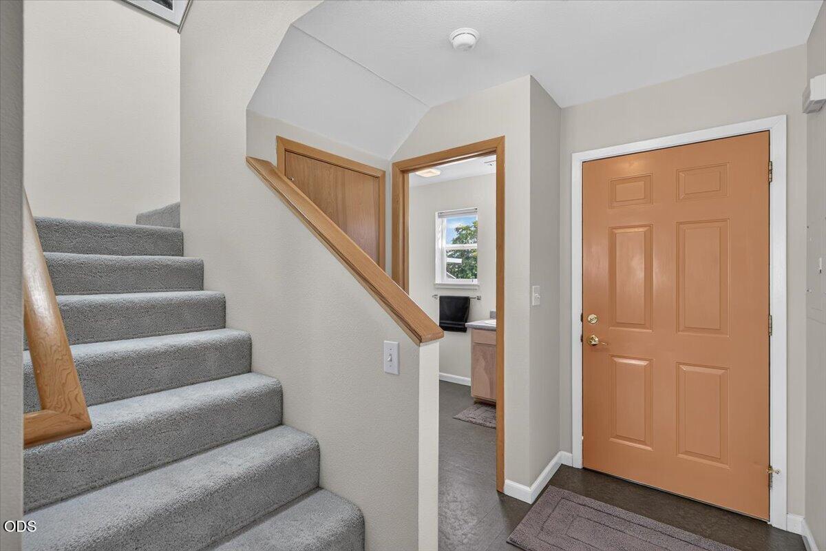 461 Tulipan Way Talent, OR 97540 - Photo 13 of 24
