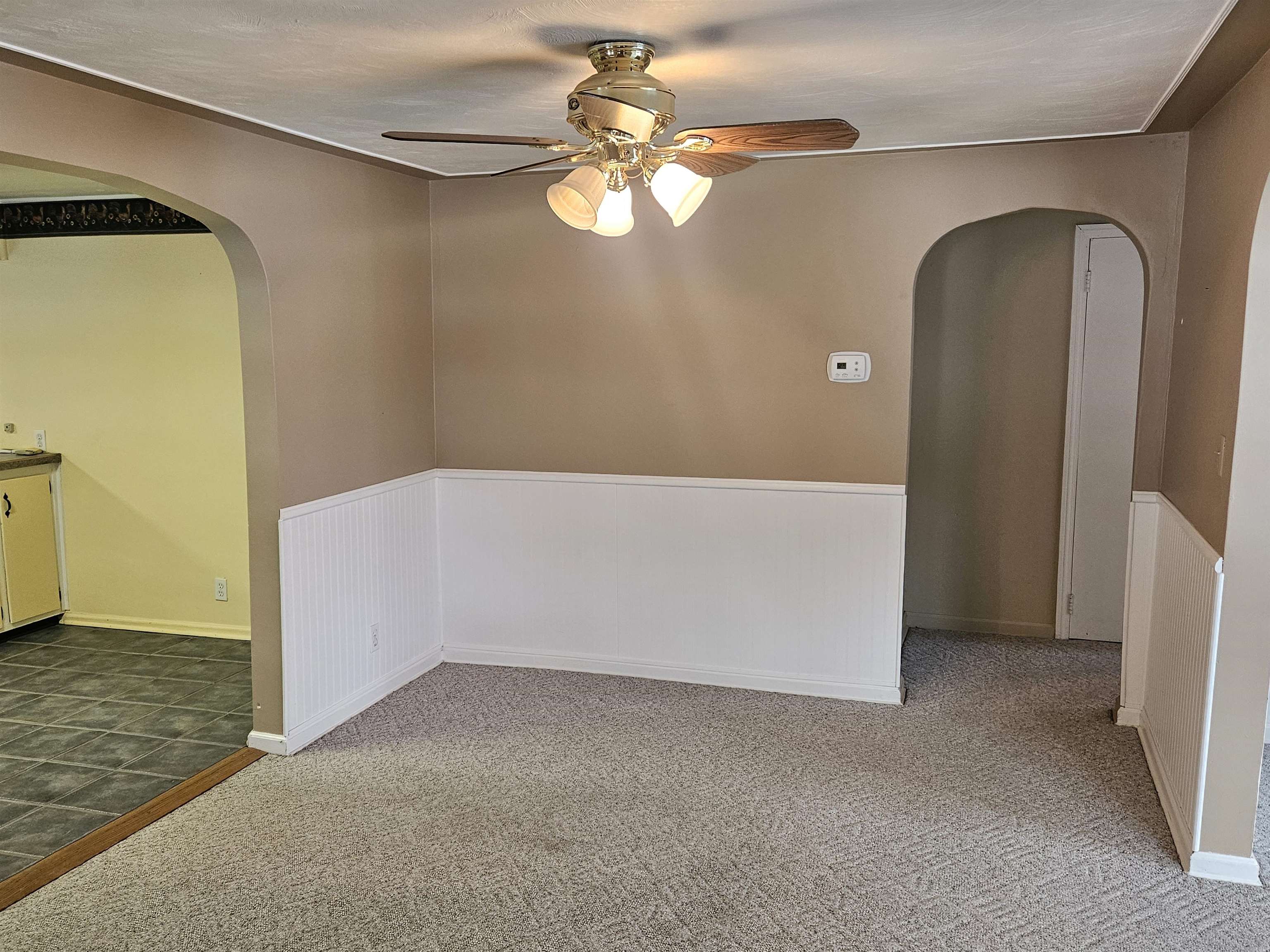 326 Blondin Street Pinconning, MI 48650 - Photo 9 of 31