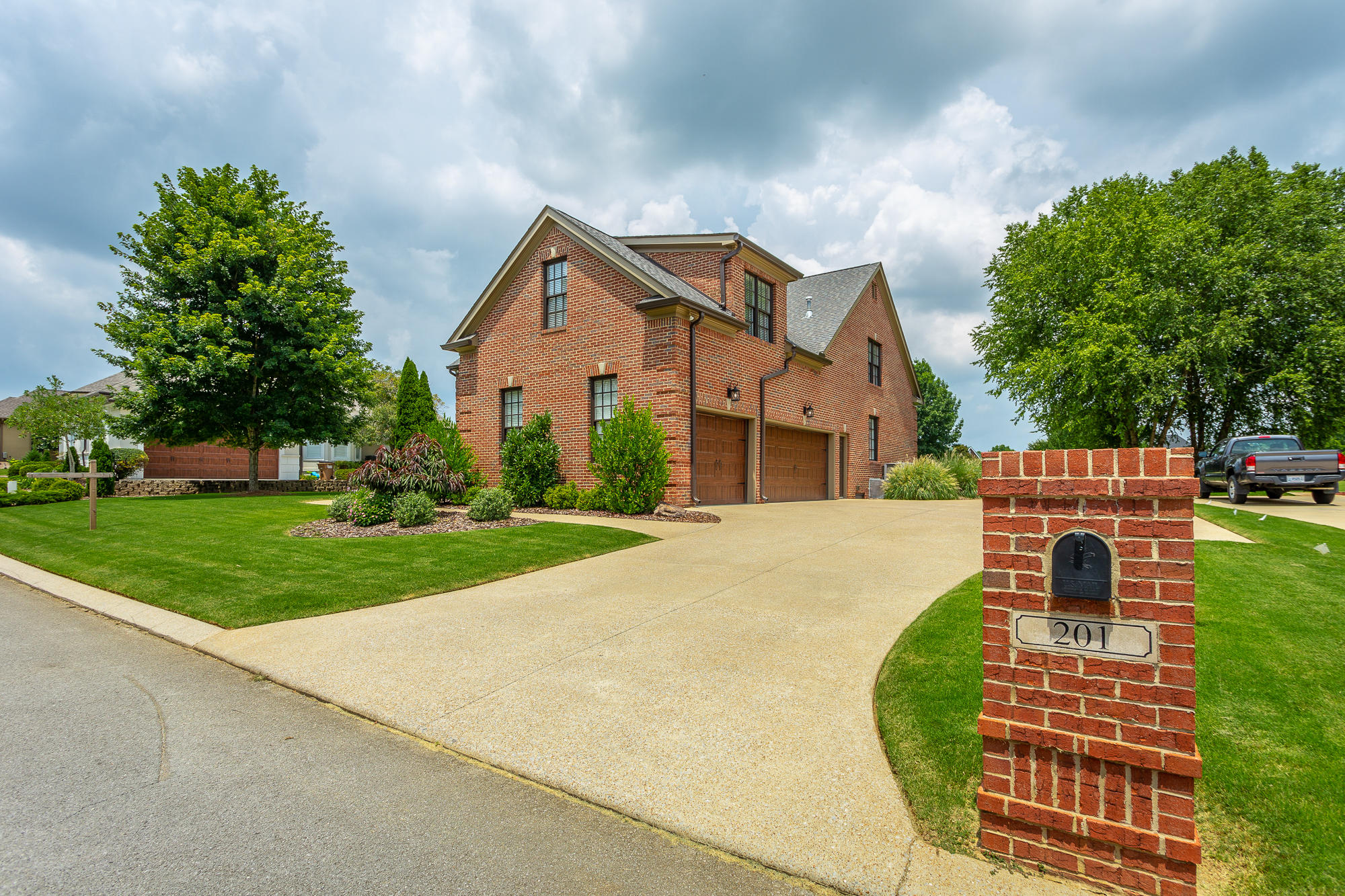 201 Grey Feather Rd. HD-1