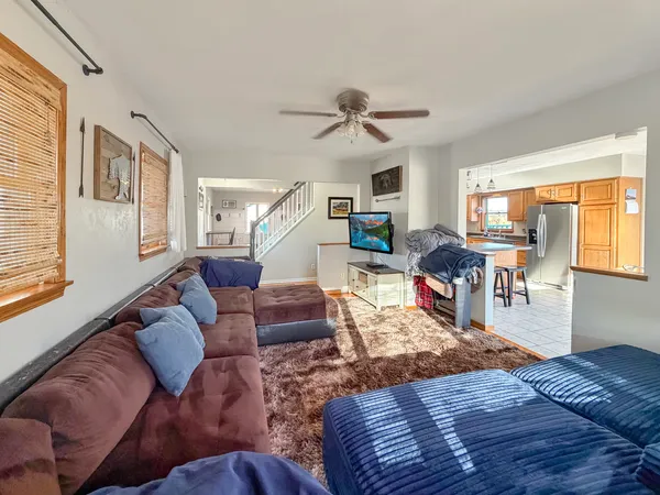 $300,000 | 2584 West Red Oak Road, Freeport, IL 61032