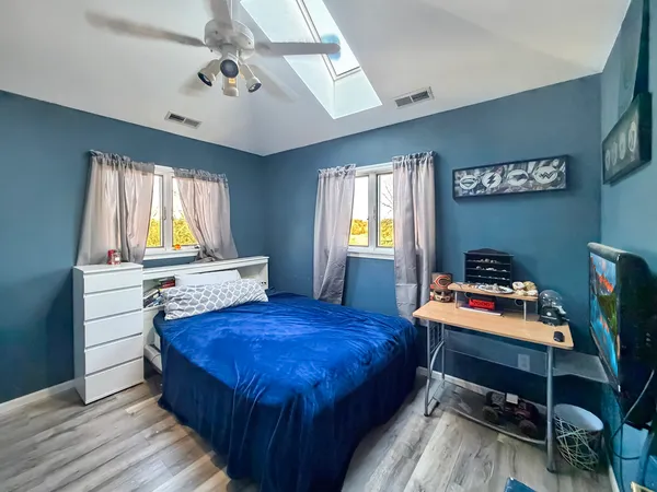 $300,000 | 2584 West Red Oak Road, Freeport, IL 61032