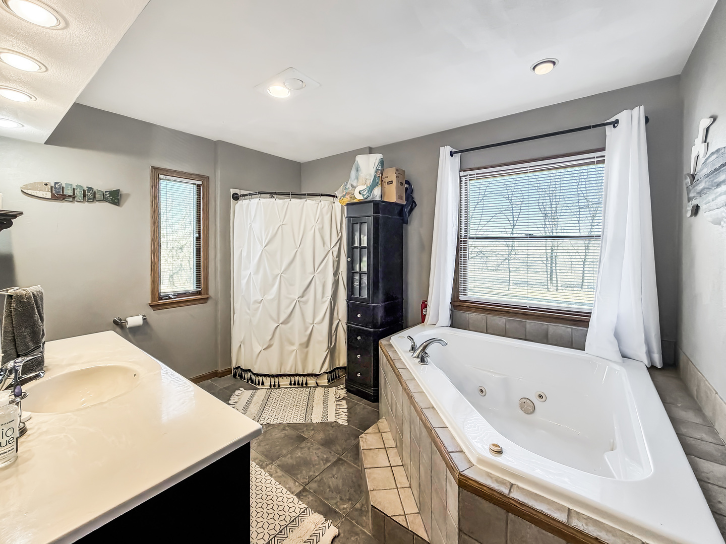 2584 West Red Oak Road Freeport, IL 61032 - Photo 6 of 45