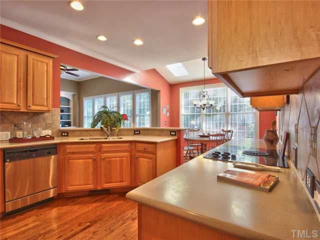 13120 Sargas Street Raleigh, NC 27614 - Photo 6 of 25 Kitchen