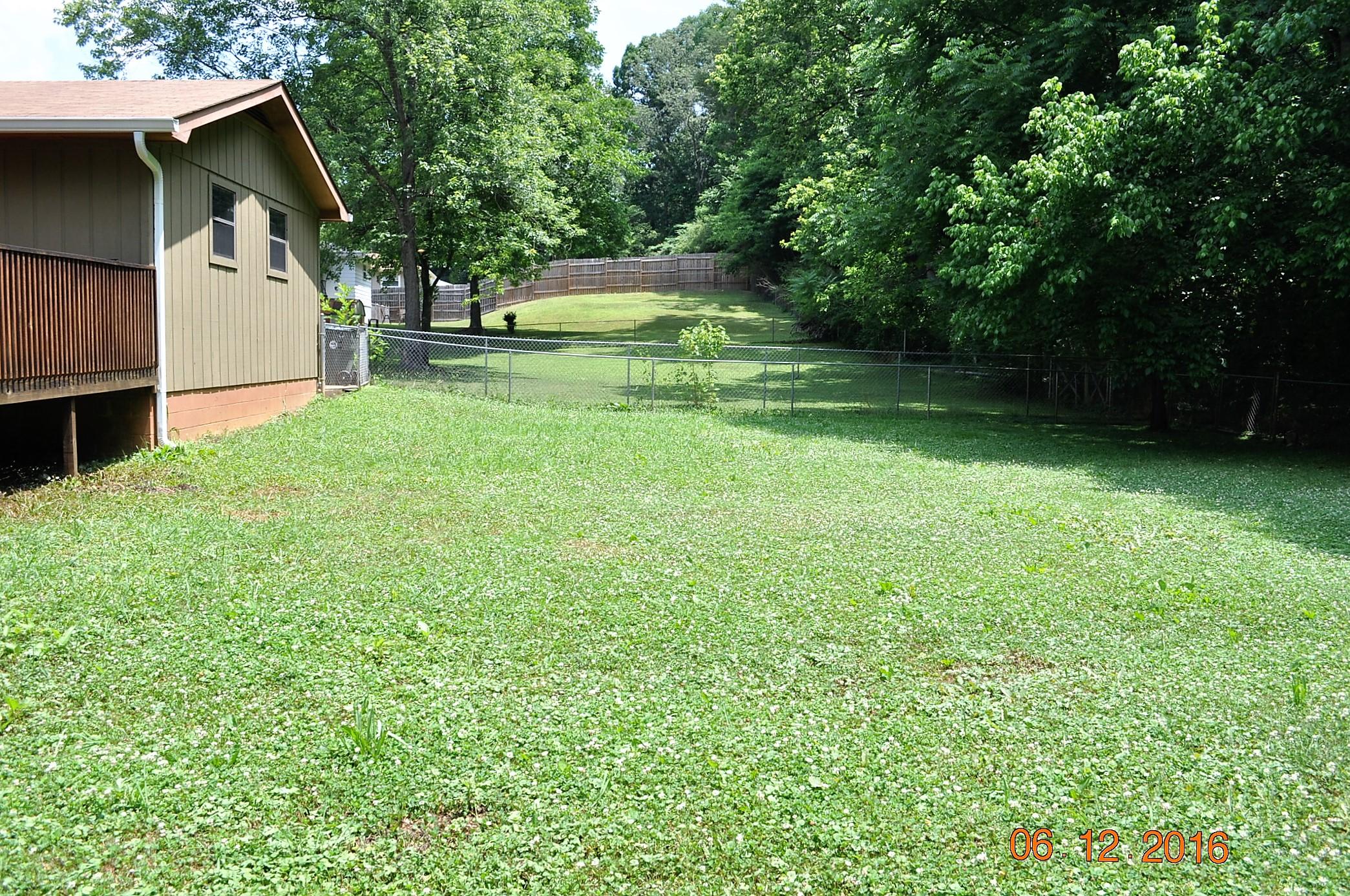 520 Lullwater Road Chattanooga, TN 37405 - Photo 5 of 16 DSC_0005 (2)
