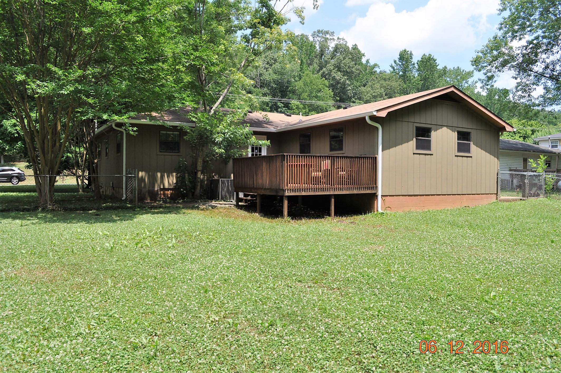520 Lullwater Road Chattanooga, TN 37405 - Photo 6 of 16 DSC_0006 (2)