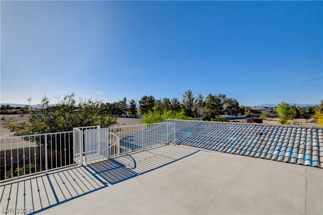 251 East Robindale Road Las Vegas, NV 89123 - Photo 35 of 45