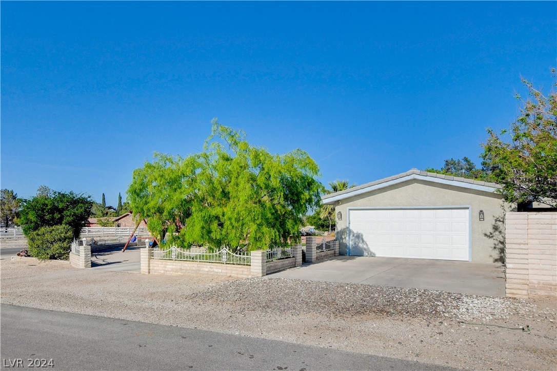 251 East Robindale Road Las Vegas, NV 89123 - Photo 41 of 45