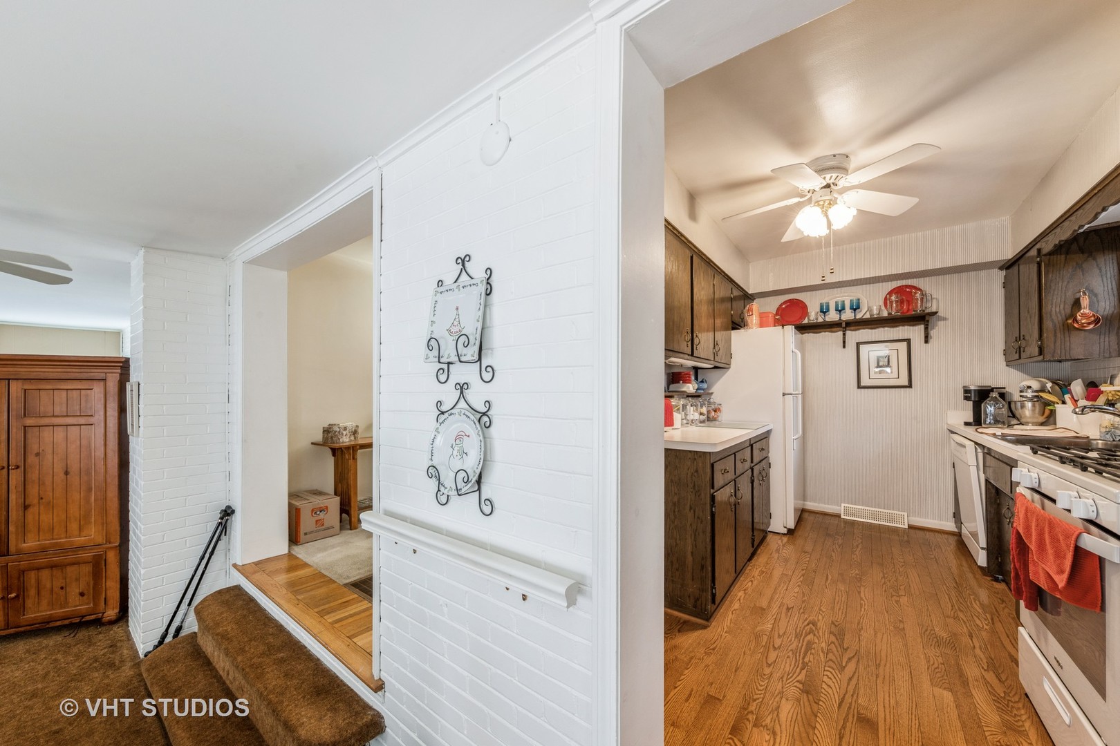 2131 Downey Road Homewood, IL 60430 - Photo 9 of 17 Gallery Image 9