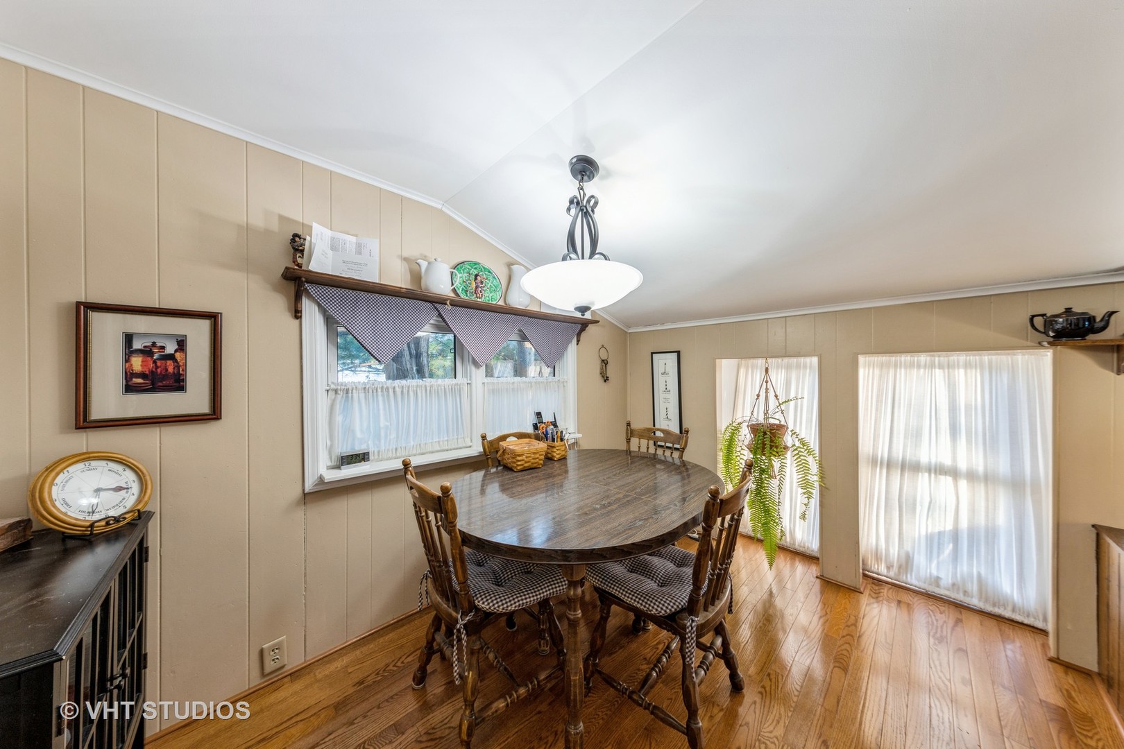 2131 Downey Road Homewood, IL 60430 - Photo 10 of 17 Gallery Image 10