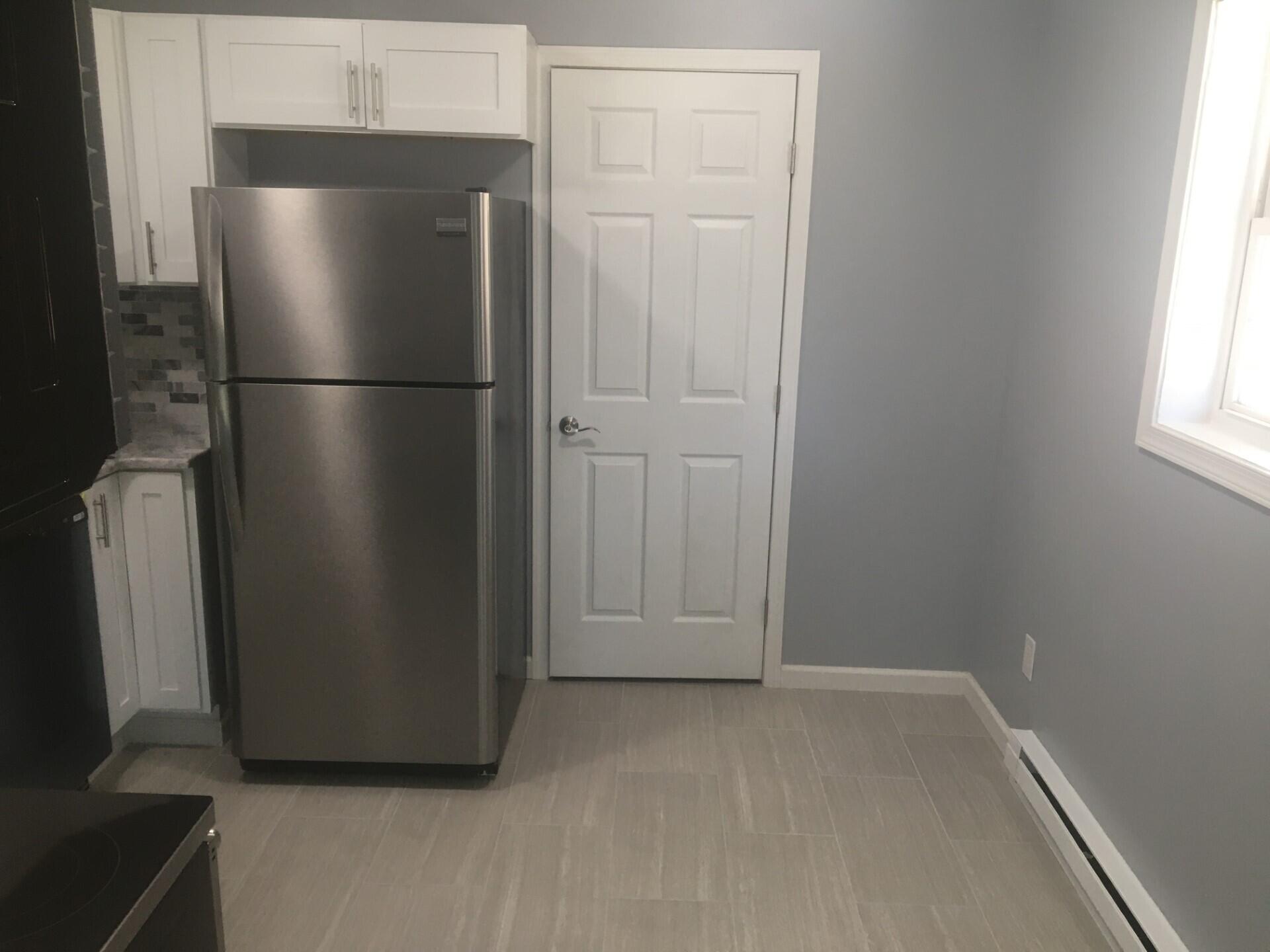 122 Daisy Drive Effort, PA 18330 - Photo 27 of 50 lower kitchen 1