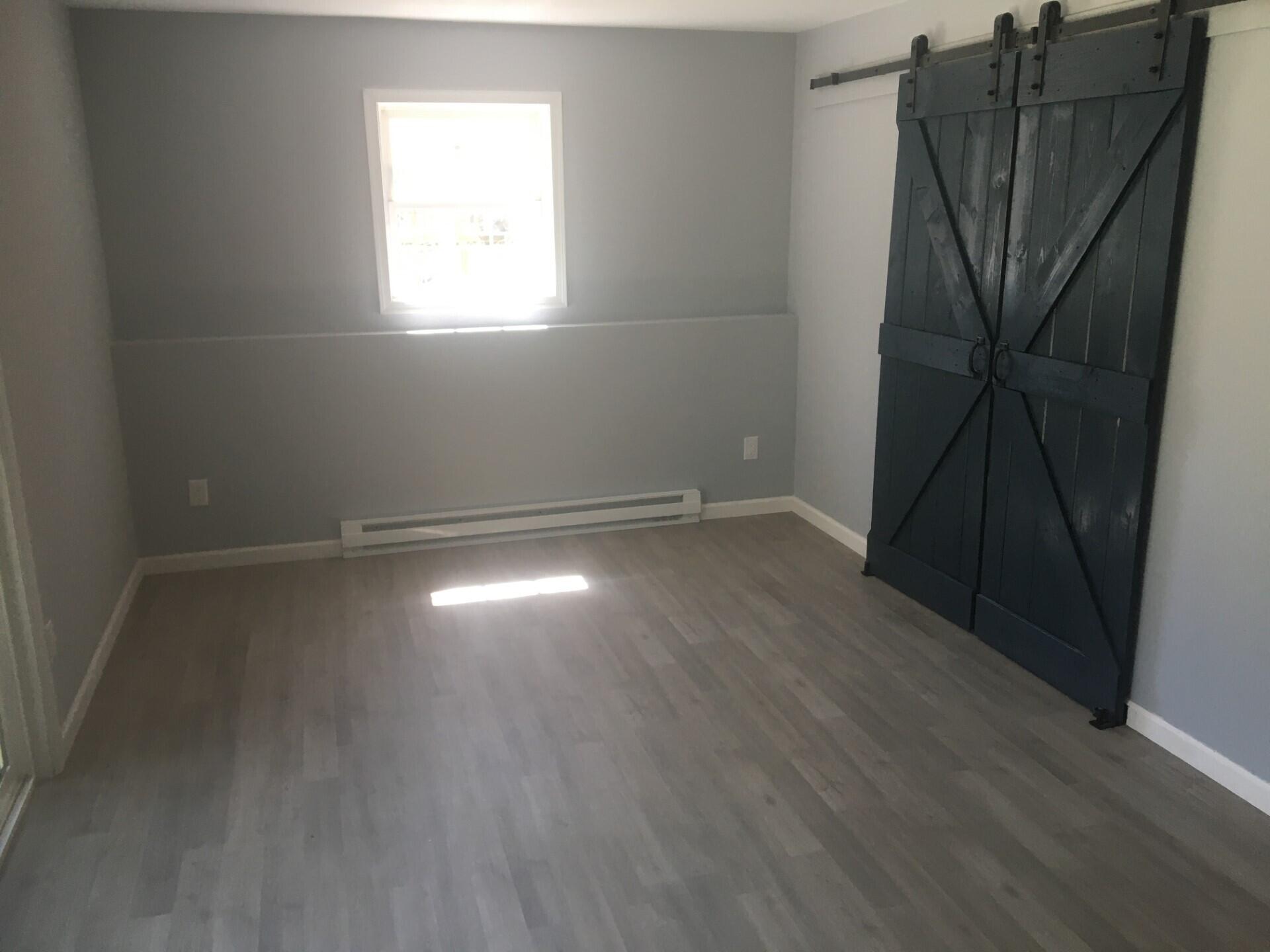 122 Daisy Drive Effort, PA 18330 - Photo 30 of 50 family room 1