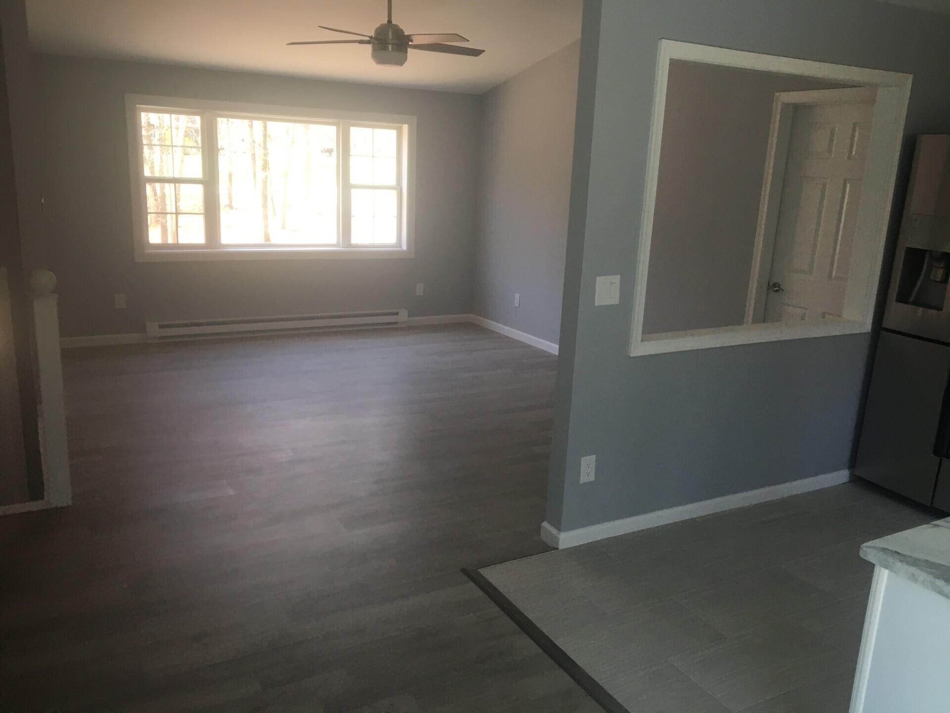 122 Daisy Drive Effort, PA 18330 - Photo 8 of 50 living room 2