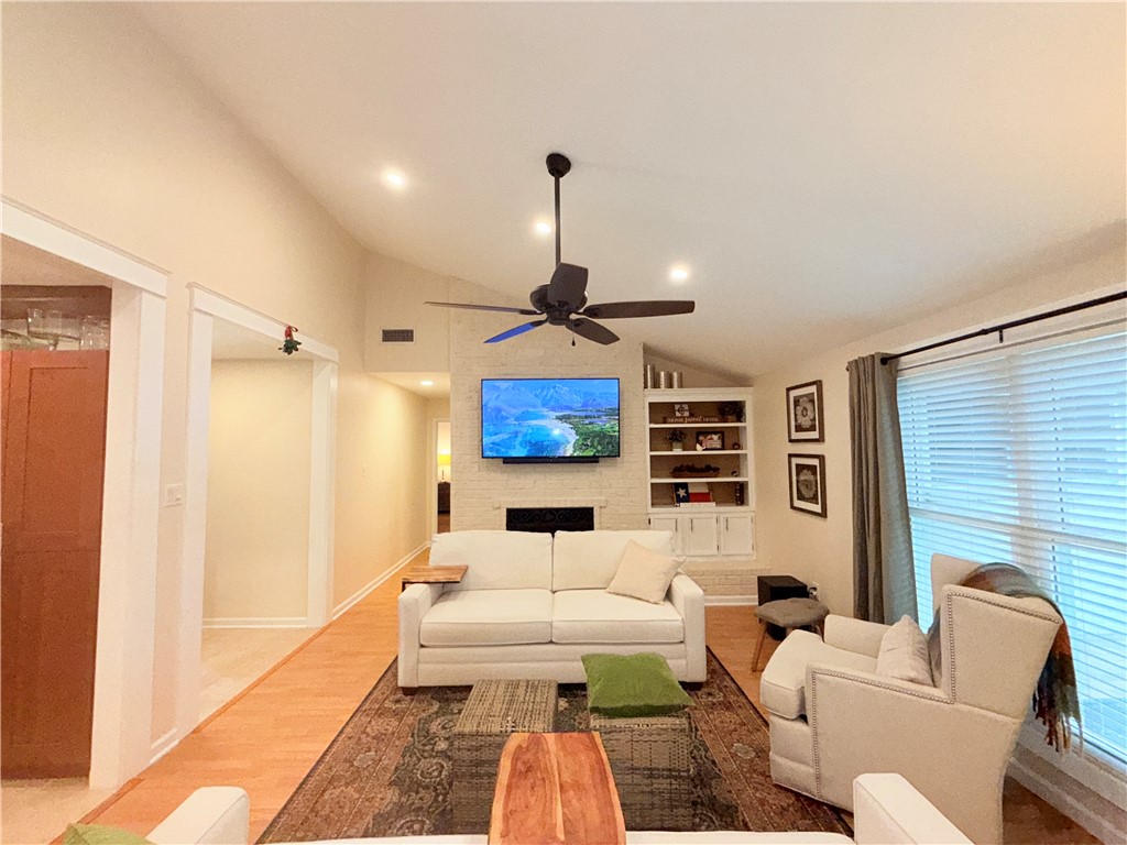 1509 Briar Street Portland, TX 78374 - Photo 15 of 40