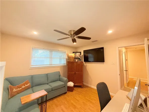 $2,300 | 1509 Briar Street, Portland, TX 78374