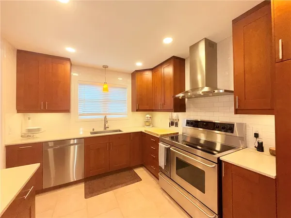 $2,300 | 1509 Briar Street, Portland, TX 78374