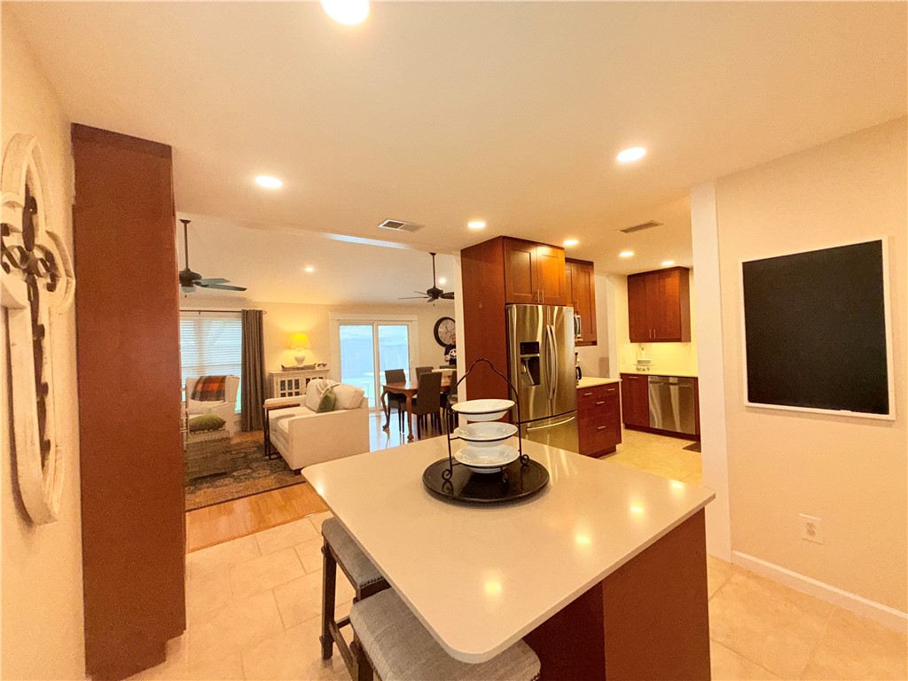 1509 Briar Street Portland, TX 78374 - Photo 4 of 40