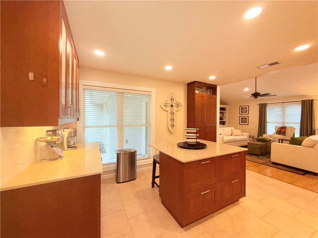 1509 Briar Street Portland, TX 78374 - Photo 8 of 40