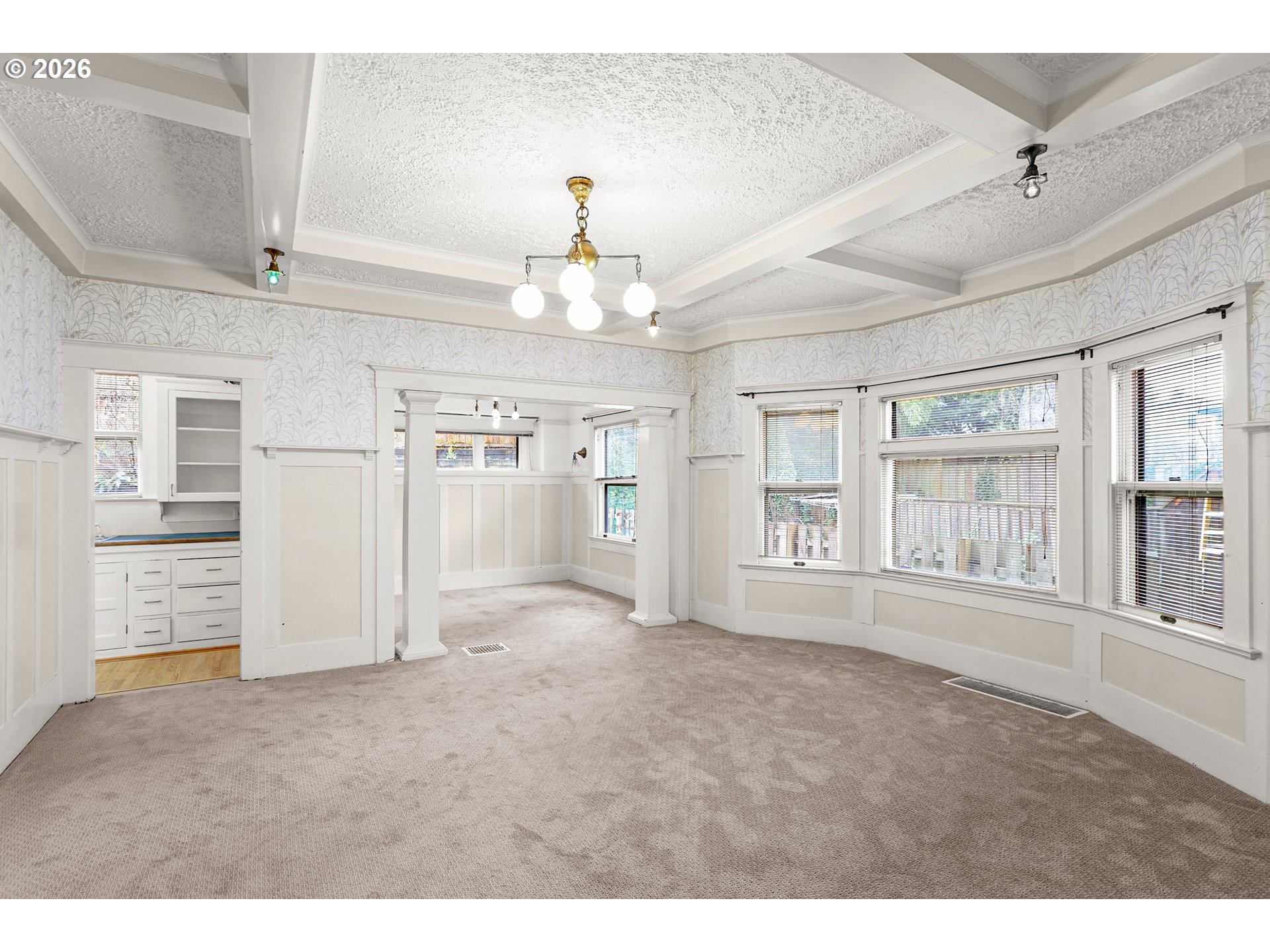 2936 Southeast Taylor Street Portland, OR 97214 - Photo 9 of 27