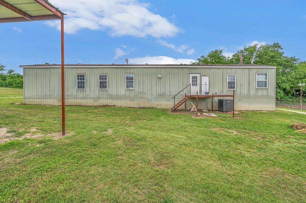 1176 Blue Cut Road North McGregor, TX 76657 - Photo 27 of 40