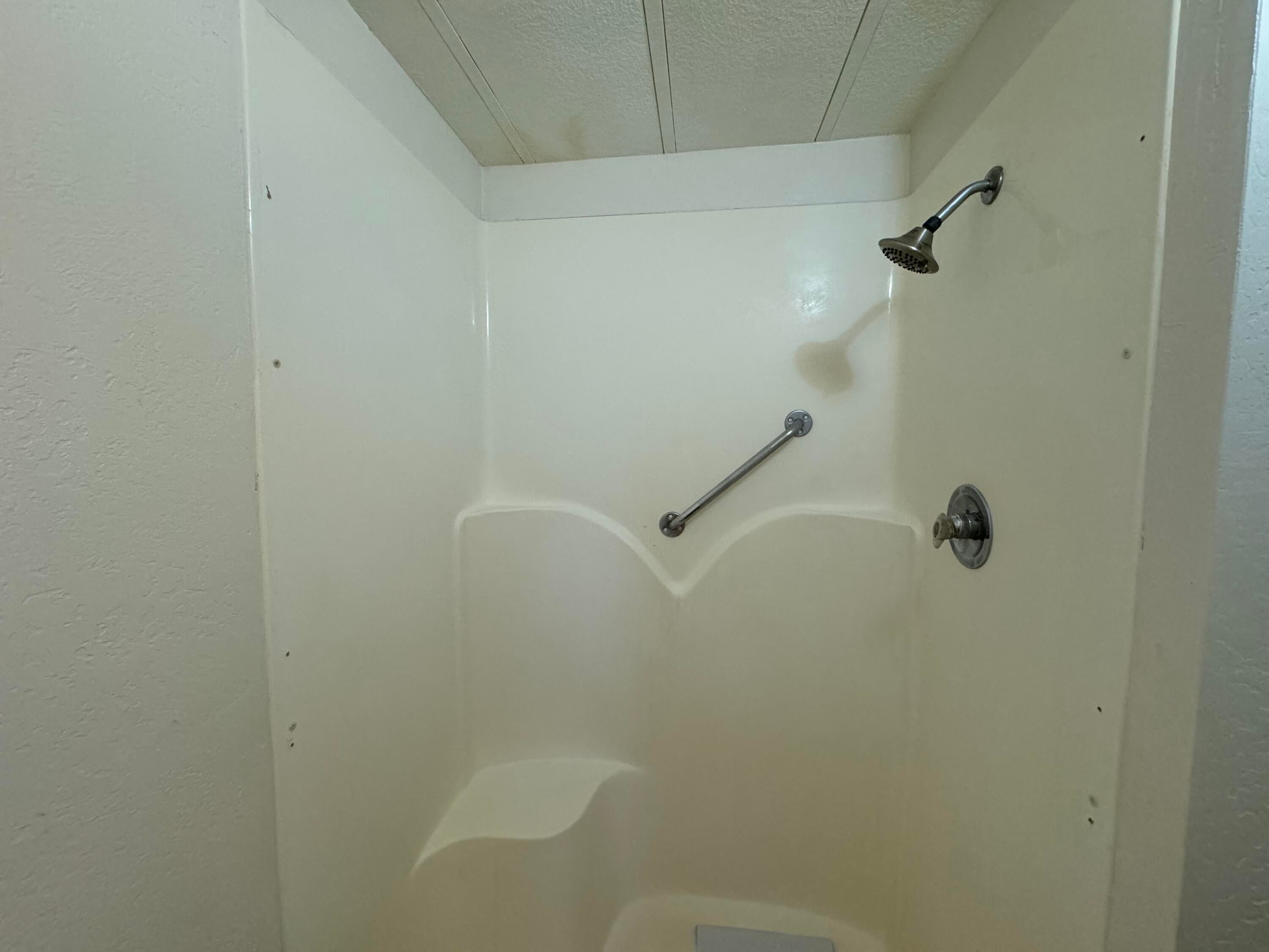 6901 Old Stage Road, Unit 18 Central Point, OR 97502 - Photo 11 of 14 IMG_5920