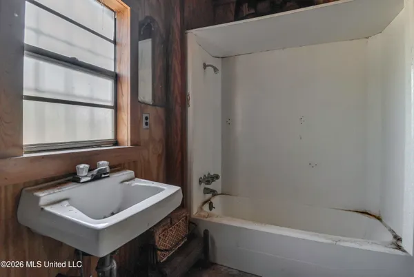 $535,000 | 1128 Warrenton Road, Hermanville, MS 39086