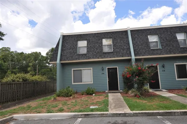 $1,799 | 501 Southwest 75th Street, Unit A14, Gainesville, FL 32607