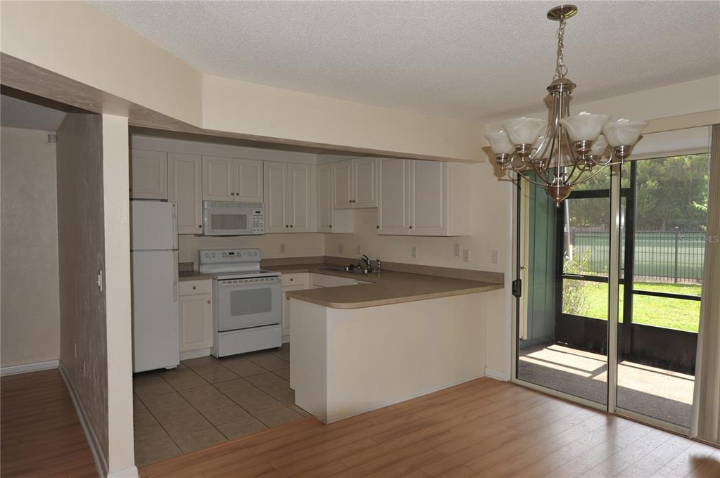501 Southwest 75th Street, Unit A14 Gainesville, FL 32607 - Photo 12 of 36