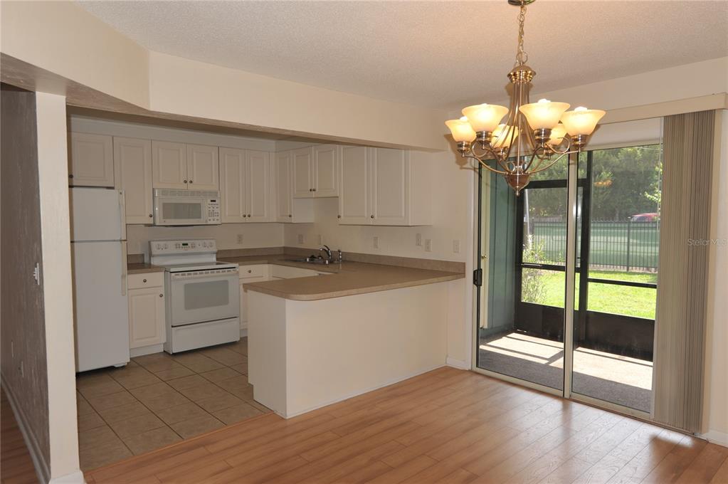 501 Southwest 75th Street, Unit A14 Gainesville, FL 32607 - Photo 15 of 36