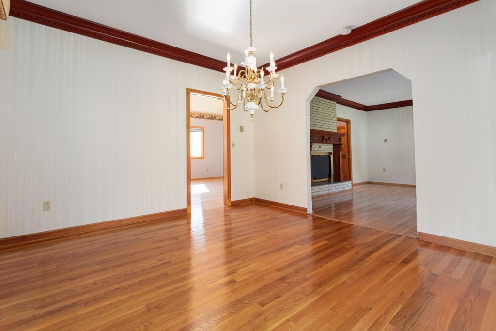 29 Midland Road Lynnfield, MA 01940 - Photo 11 of 33 Gallery Image 11