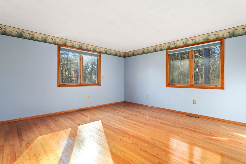 29 Midland Road Lynnfield, MA 01940 - Photo 16 of 33 Gallery Image 16