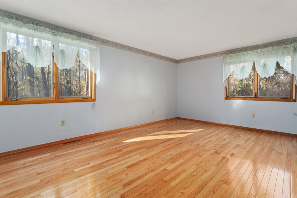 29 Midland Road Lynnfield, MA 01940 - Photo 18 of 33 Gallery Image 18