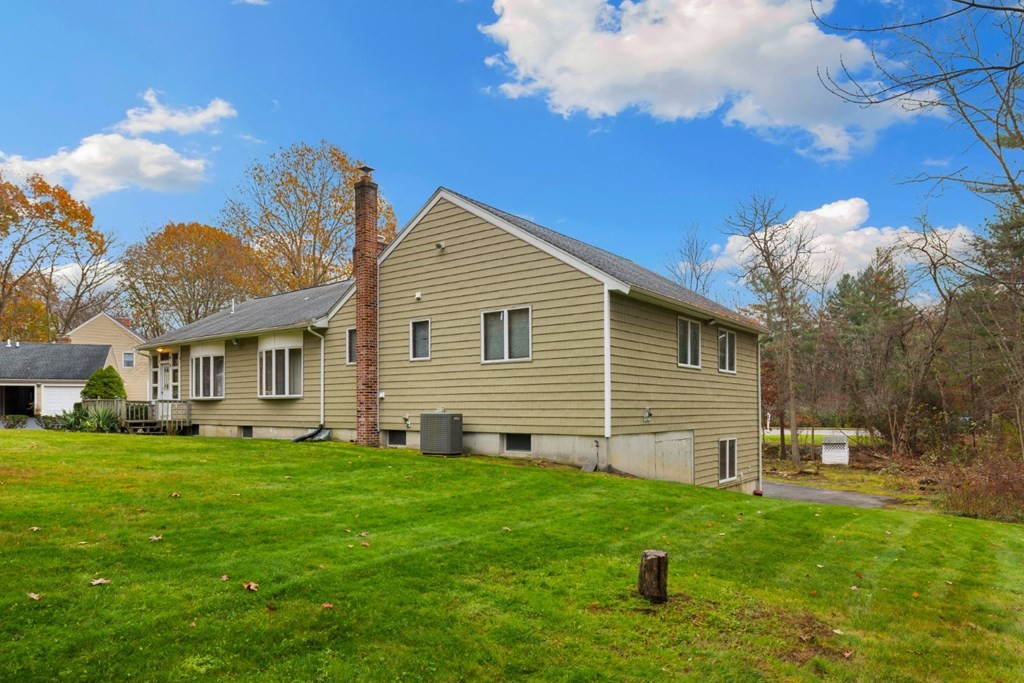 29 Midland Road Lynnfield, MA 01940 - Photo 31 of 33 Gallery Image 31