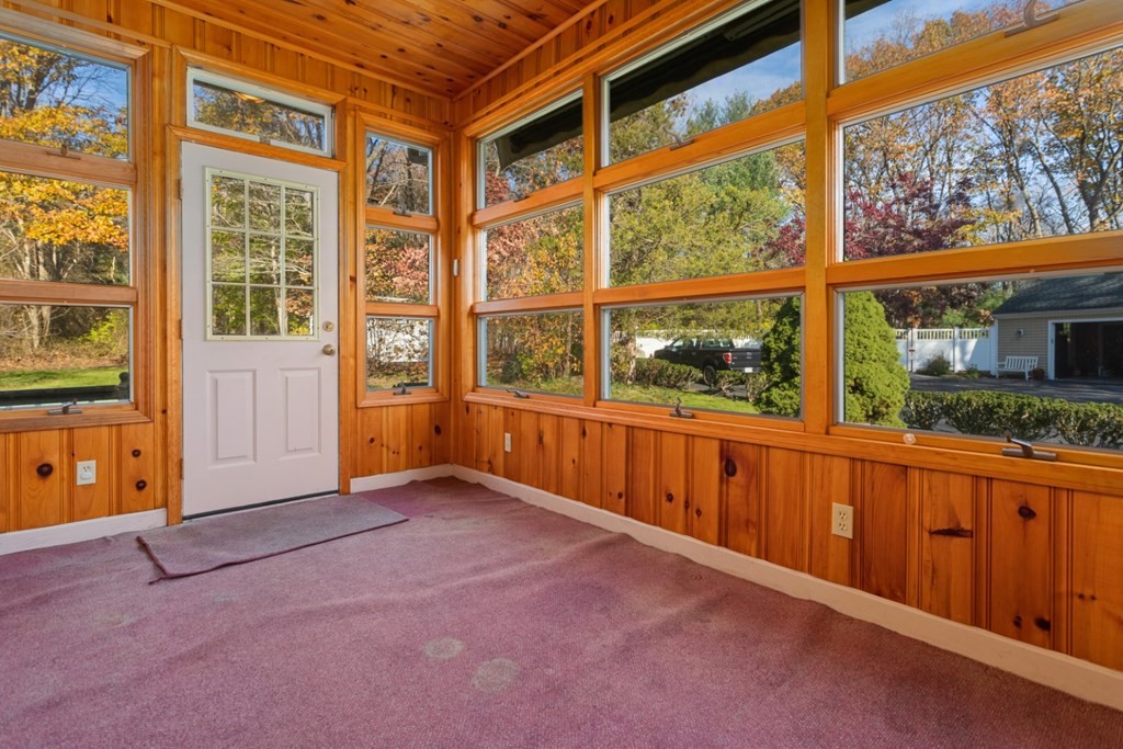 29 Midland Road Lynnfield, MA 01940 - Photo 9 of 33 Gallery Image 9