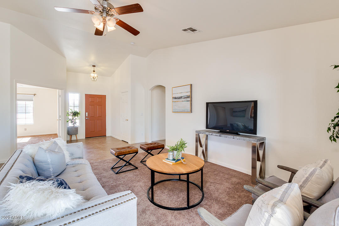 20632 West Cheyenne Road Buckeye, AZ 85326 - Photo 8 of 67 06-Cheyenne
