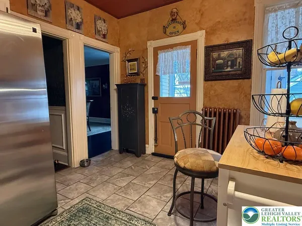 $499,900 | 6423 Front Street, Bangor, PA 18013
