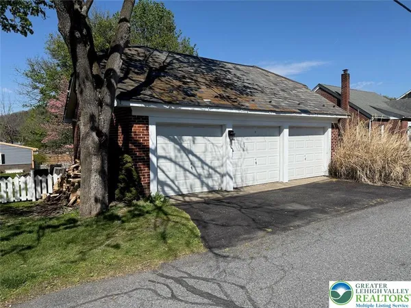 $499,900 | 6423 Front Street, Bangor, PA 18013