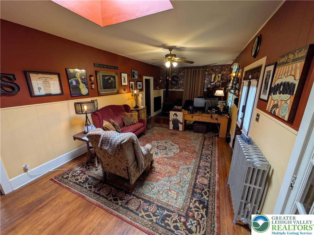 6423 Front Street Bangor, PA 18013 - Photo 5 of 60 a living room with furniture and a rug