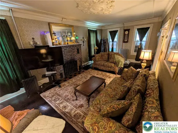 $499,900 | 6423 Front Street, Bangor, PA 18013