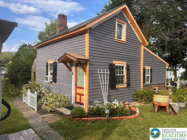 $499,900 | 6423 Front Street, Bangor, PA 18013