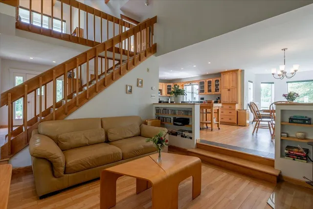 $699,000 | 76 Donahue Drive, South Thomaston, ME 04858