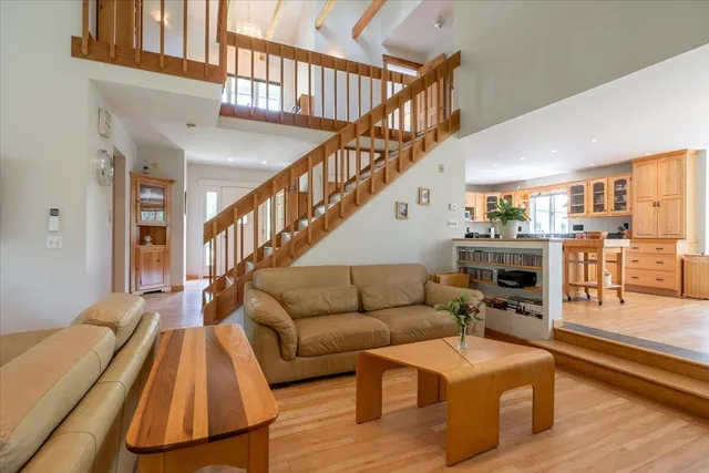 $699,000 | 76 Donahue Drive, South Thomaston, ME 04858