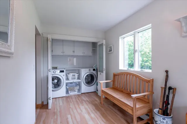 $699,000 | 76 Donahue Drive, South Thomaston, ME 04858