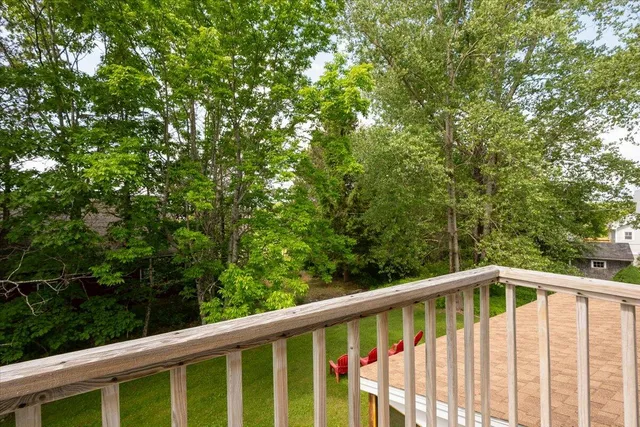 $699,000 | 76 Donahue Drive, South Thomaston, ME 04858