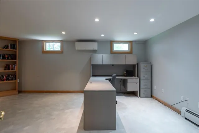 $699,000 | 76 Donahue Drive, South Thomaston, ME 04858