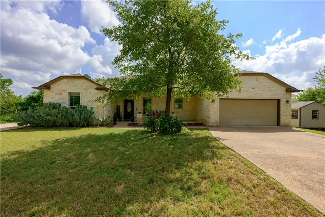 $445,000 | 132 Mamalu Drive, Bastrop, TX 78602